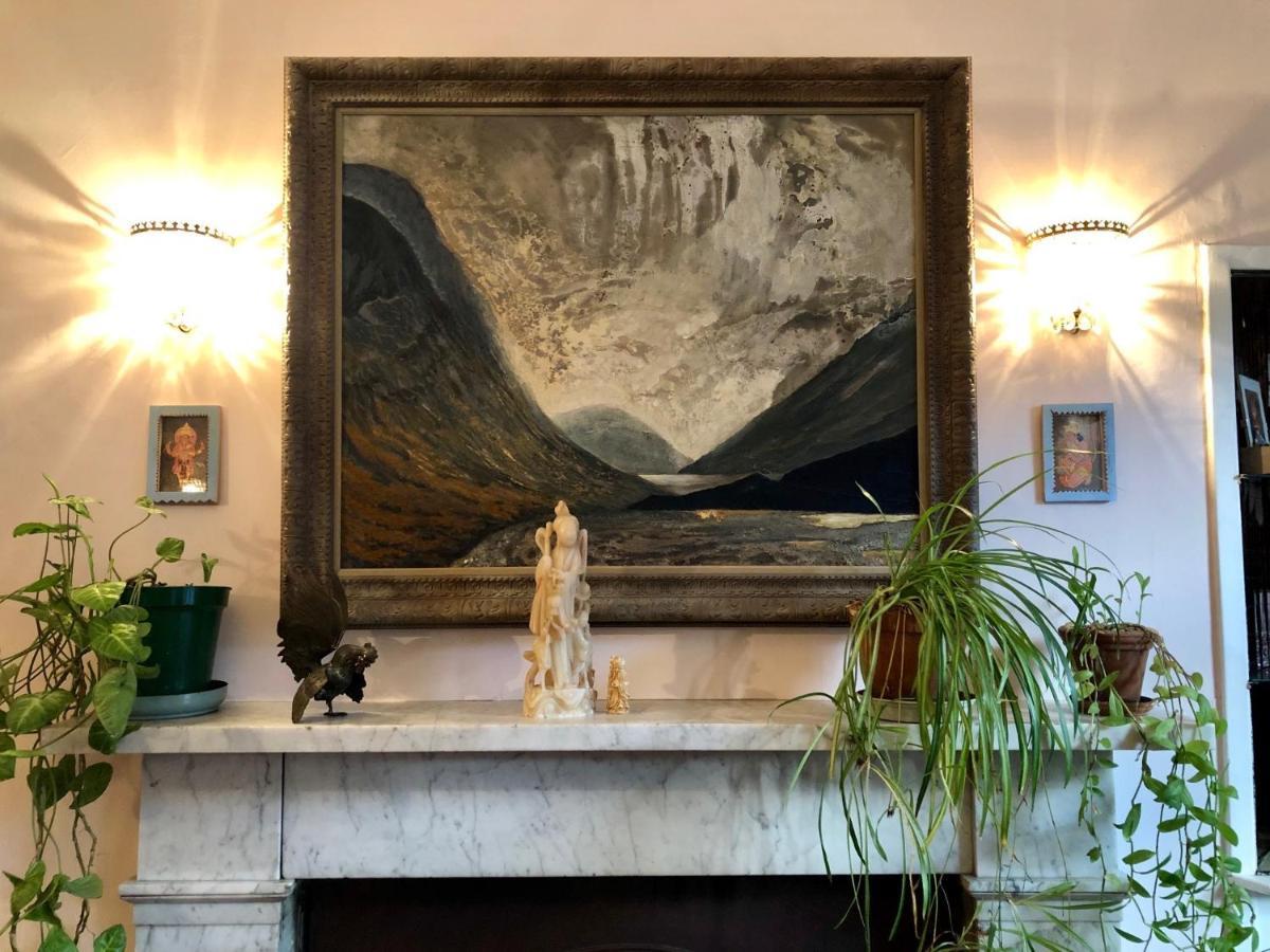 Central Apartment With Parking, Original Art And Antiques エディンバラ エクステリア 写真